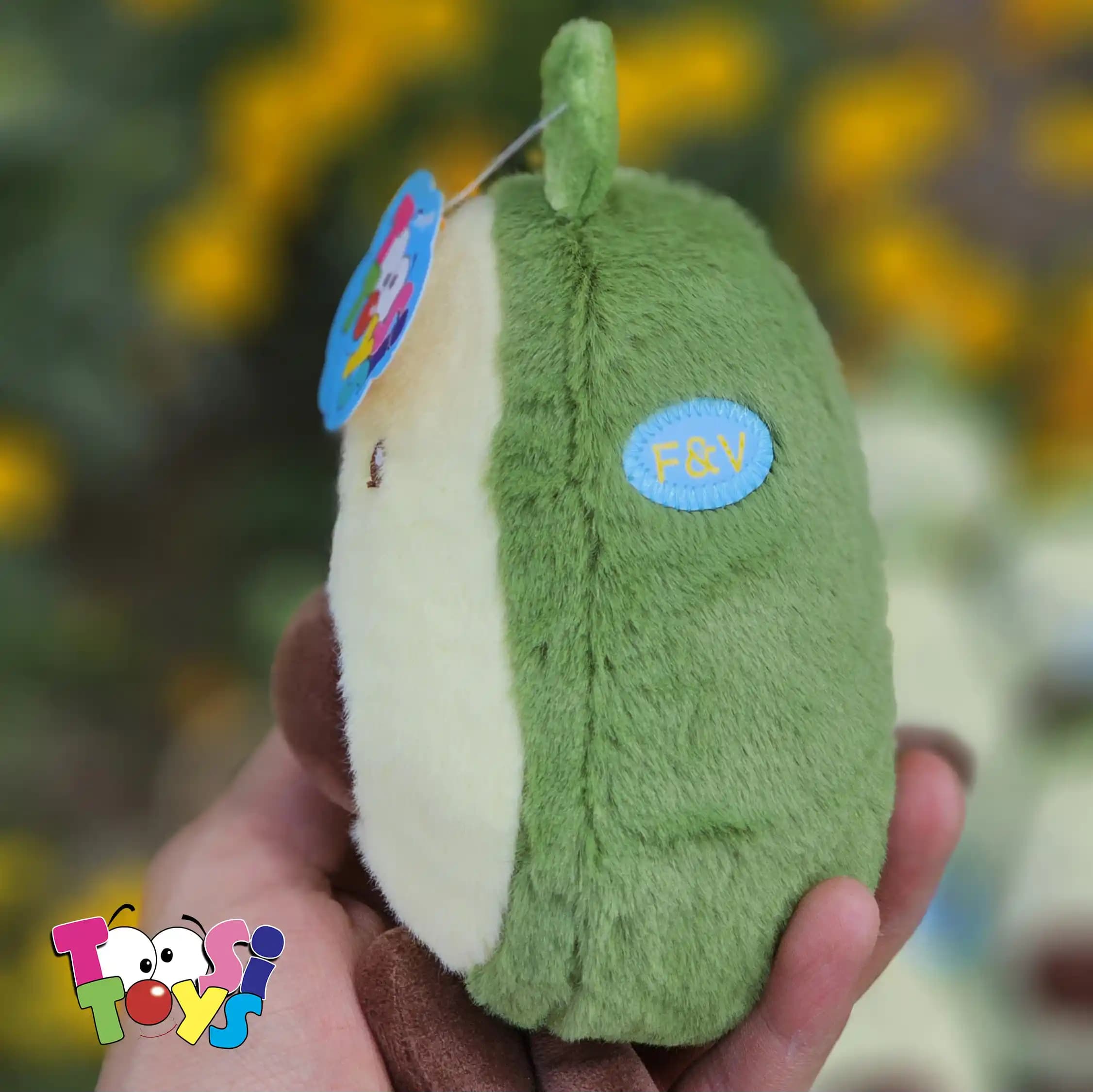 عروسک آووکادو نقلی — تصویر ۵