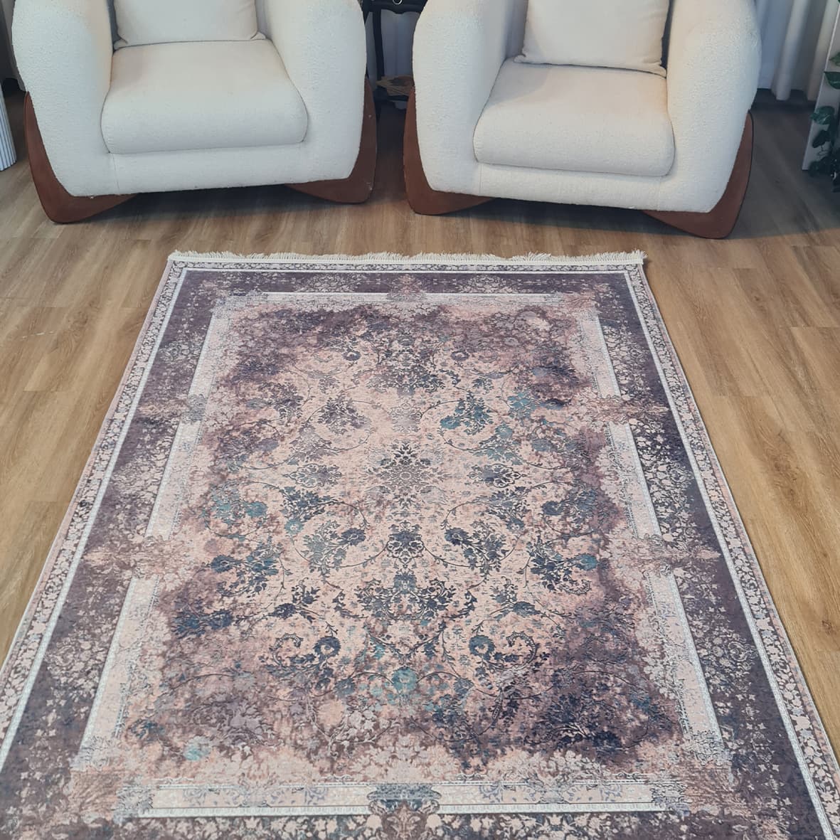 فرش ماشینی چاپی | فرشینه مخمل هازان ترک استپ دار (ضد سر) طرح سنتی کد L520 — تصویر ۸