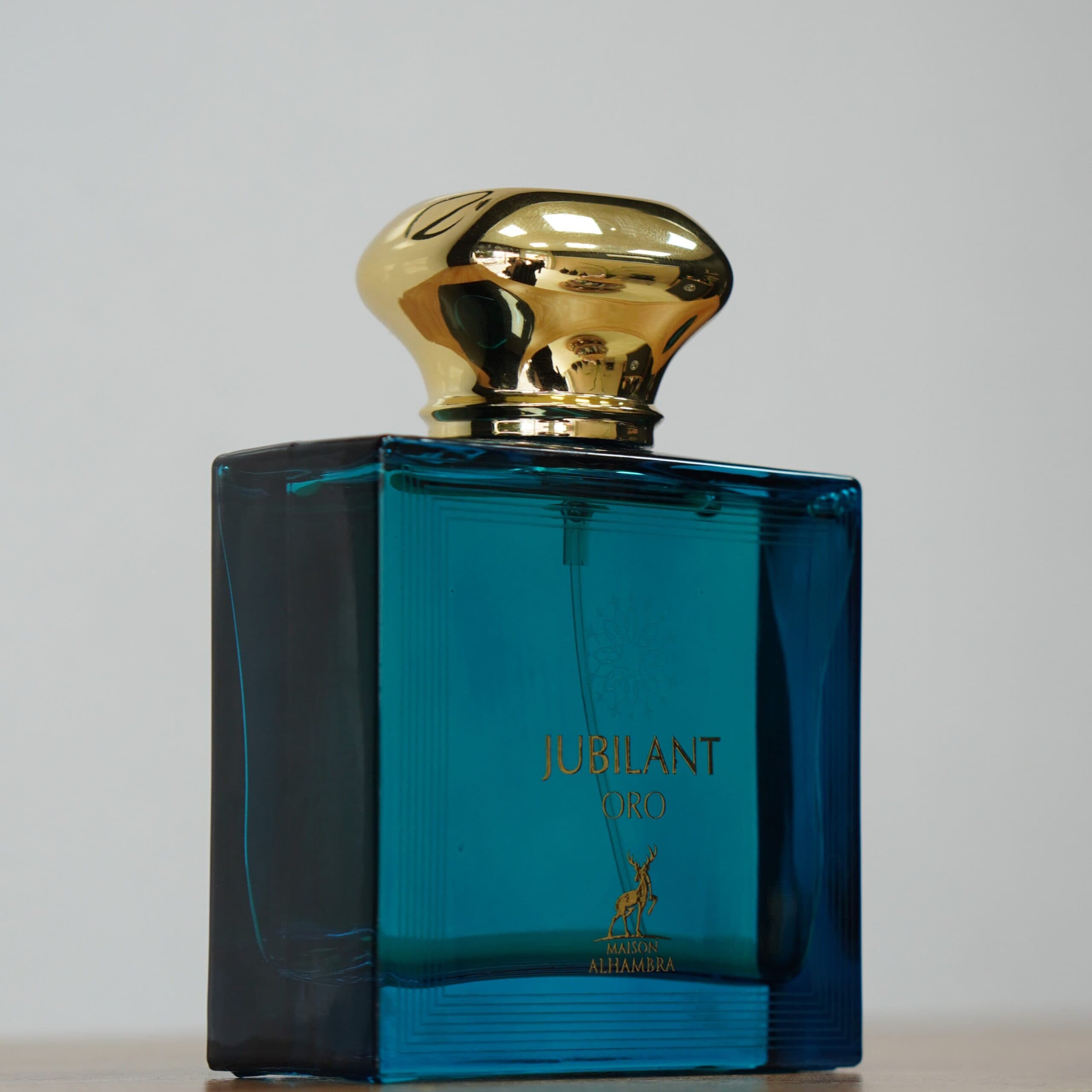عطر ادکلن ورساچه اروس مردانه (الحمبرا) — تصویر ۹