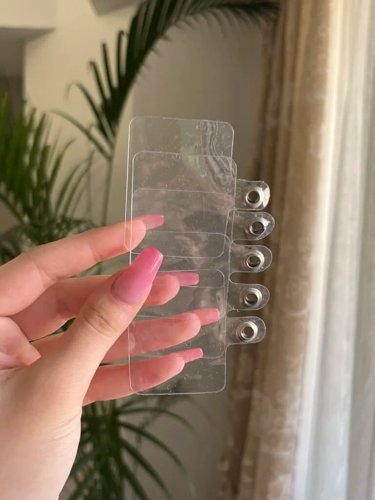 هولدر پلاستیکی آویز گوشی — تصویر ۲