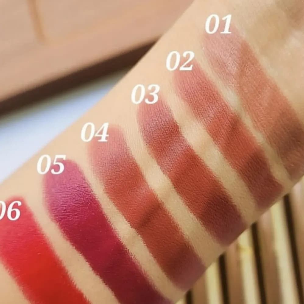 رژ لب مدادی پیچی ورسای مات 12رنگ — تصویر ۴