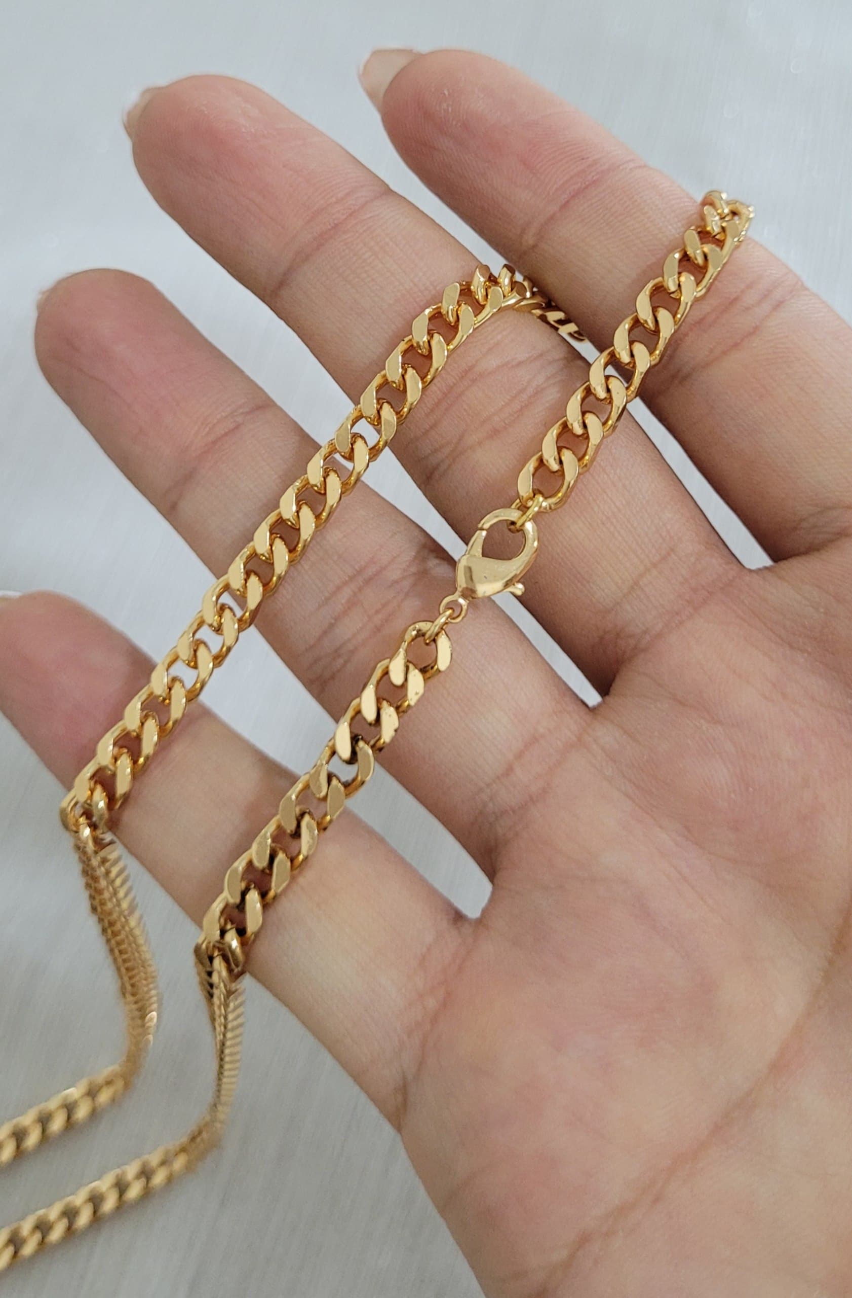 گردنبند کارتیه کد 25326 — تصویر ۲