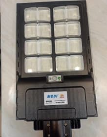 چراغ خیابانی خورشیدی مودی مدل MD732000 ظرفیت ۲۰۰۰ وات — تصویر ۳