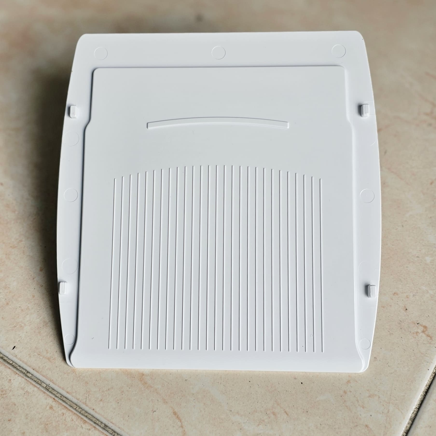 دستگاه یووی شارژی Cordless مدل BY60 — تصویر ۸