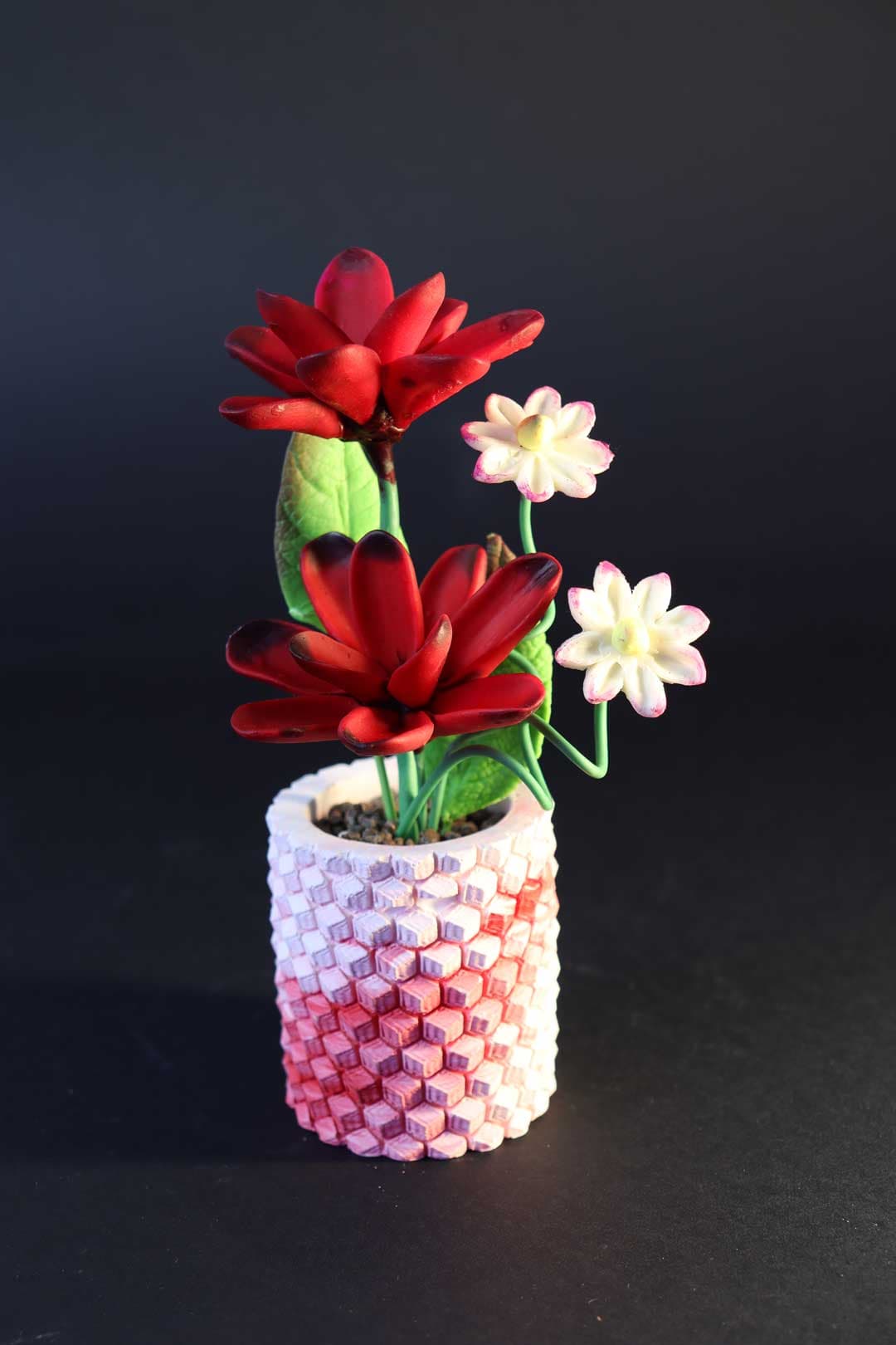 گل رز مدل زنبوری