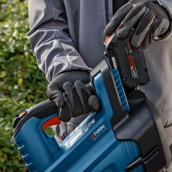 دمنده برگ شارژی بوش (برگ جمع کن) بلور شارژی مدل GBL 18V-750 Professional — تصویر ۶