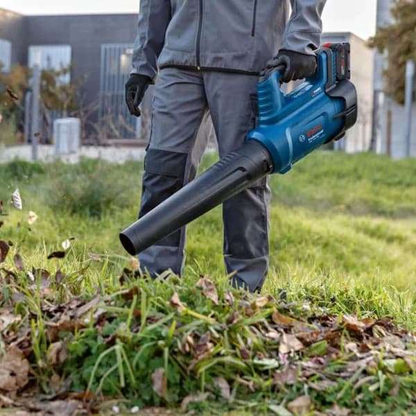 دمنده برگ شارژی بوش (برگ جمع کن) بلور شارژی مدل GBL 18V-750 Professional — تصویر ۷