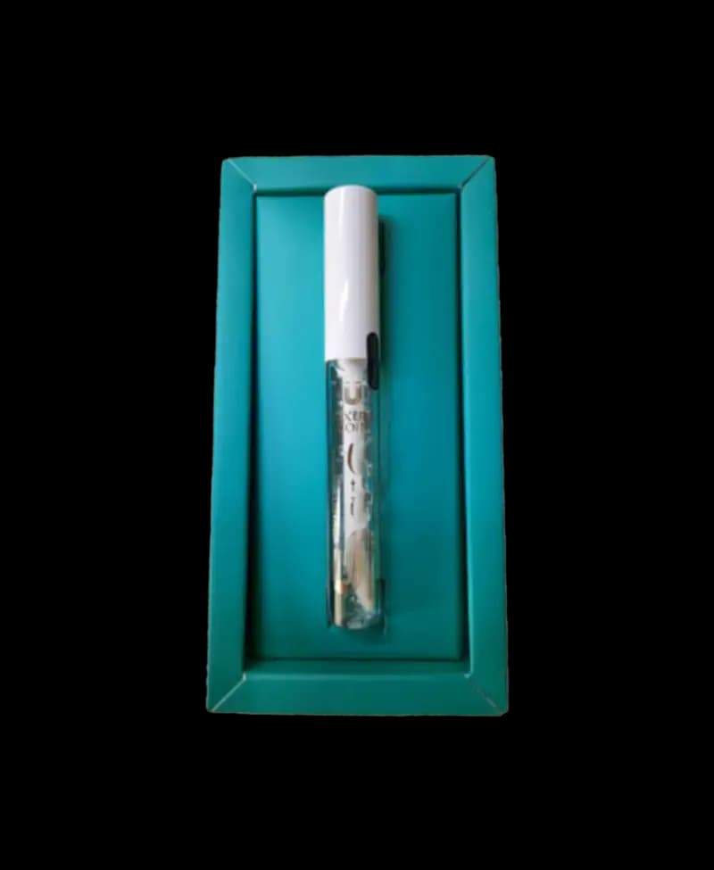 ژل تقویت ابرو لاکچری کوین EYEBROW ENHANCER — تصویر ۶