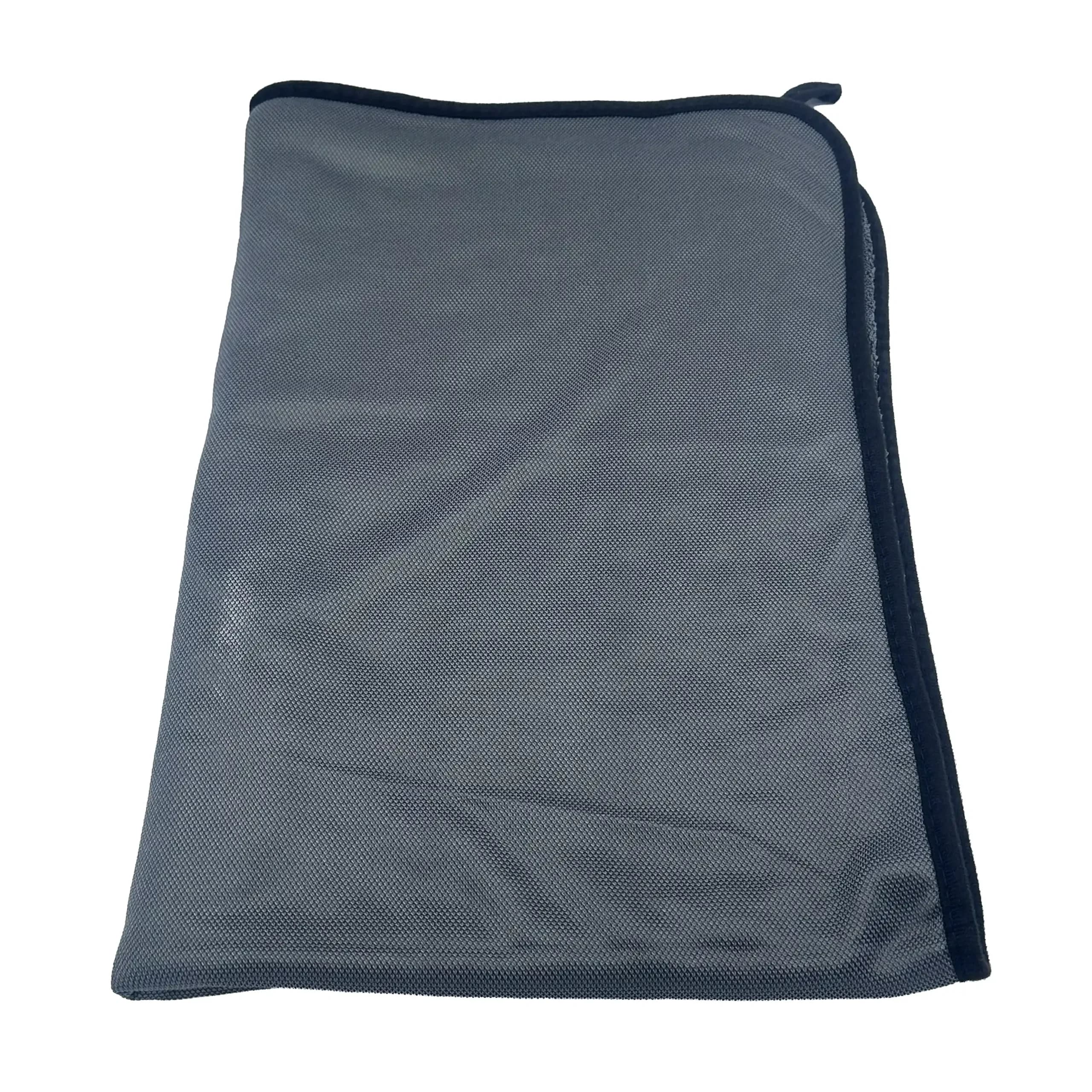 حوله خشک کن مگنتی تک رو طوسی پیورگلاس سایز 60 در 90 مدل Pure Gloss Towel — تصویر ۶
