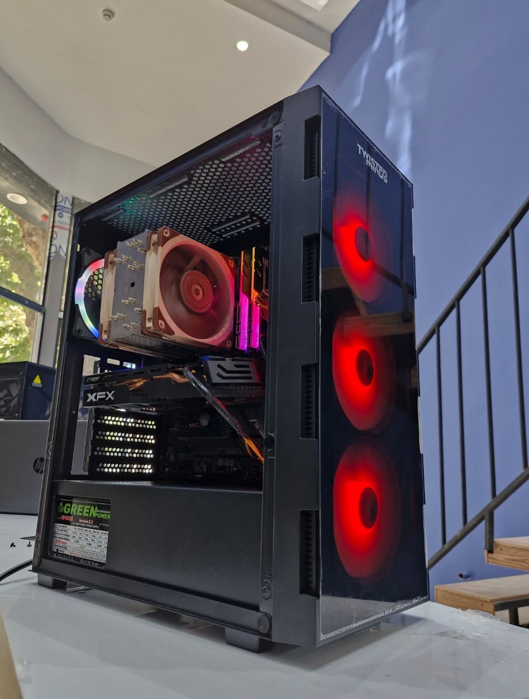 کیس گیمینگ Twist minds با CPU: Intel Core i7_9700k _ RAM: 16Gb _ GPU:RX580 8Gb — تصویر ۱۱
