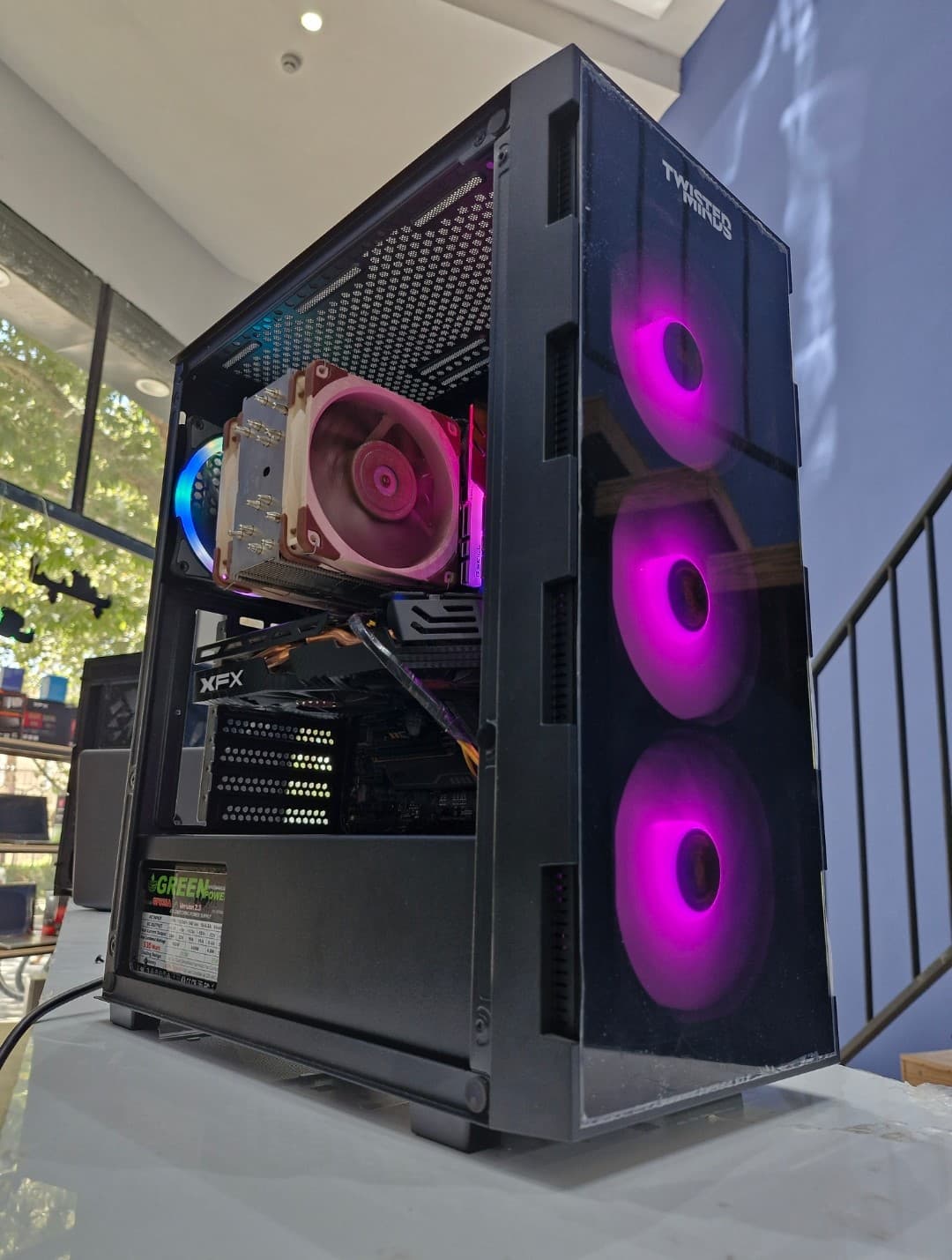 کیس گیمینگ Twist minds با CPU: Intel Core i7_9700k _ RAM: 16Gb _ GPU:RX580 8Gb — تصویر ۴