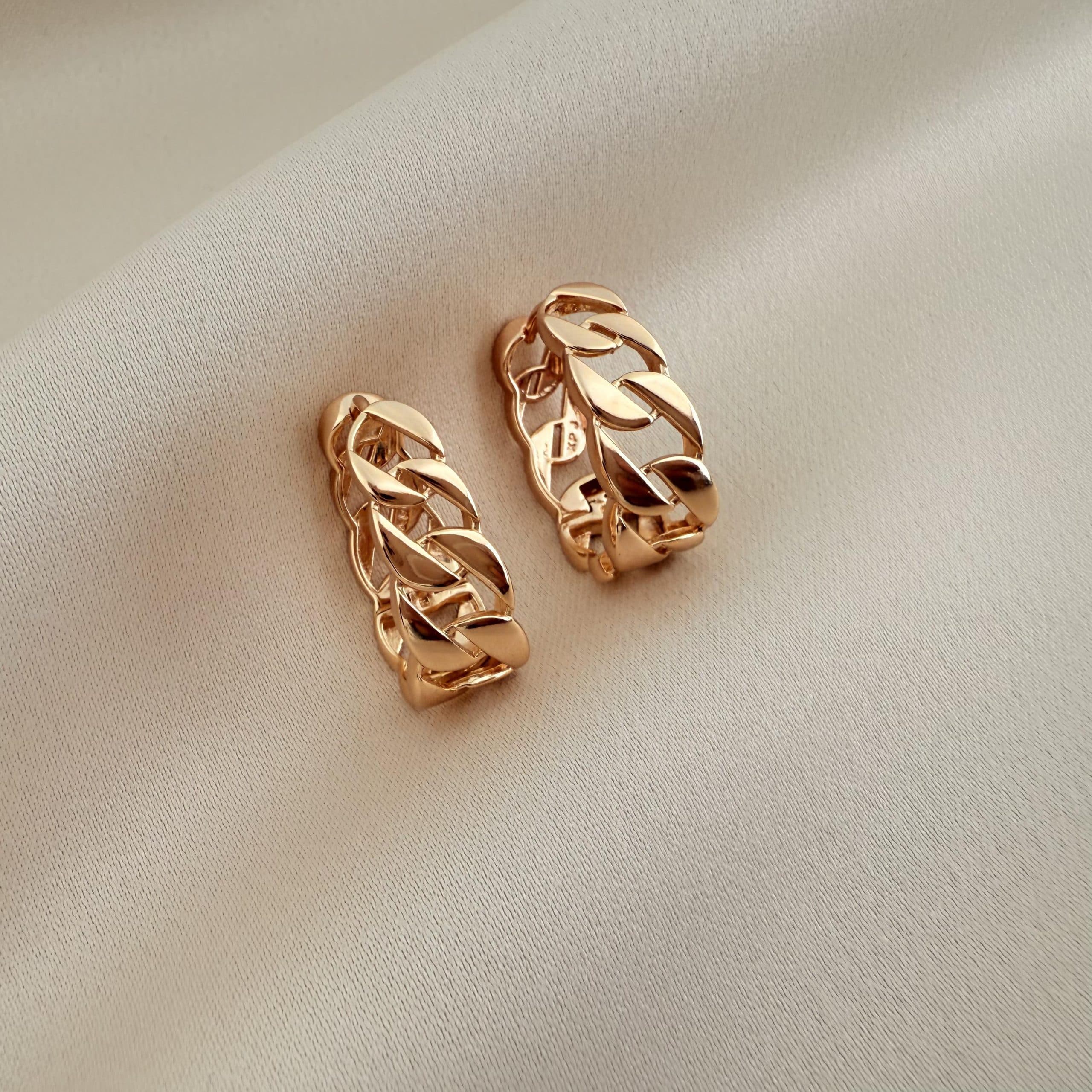 گوشواره طرح کارتیر ژوپینگ مدل X0001009 — تصویر ۹