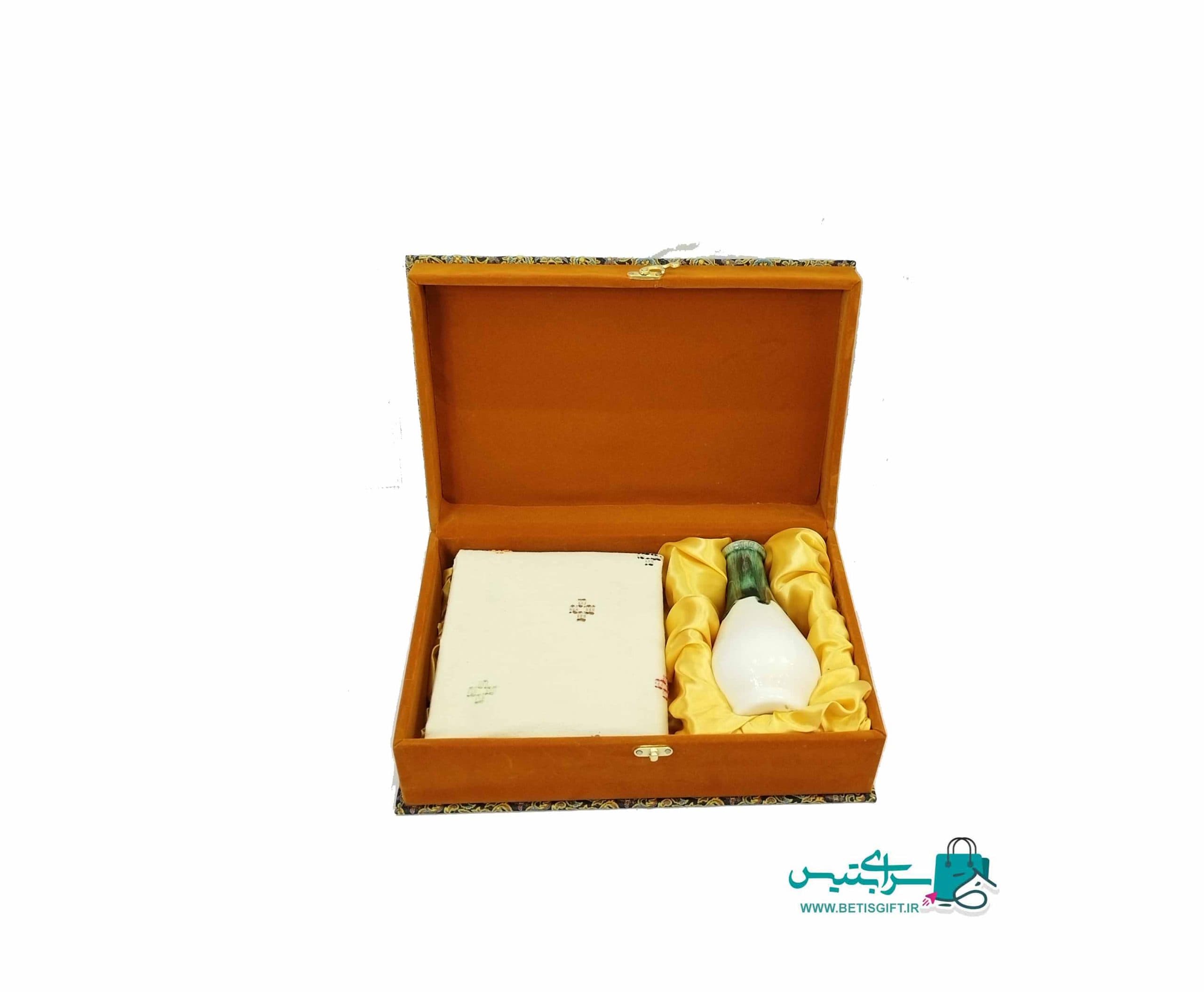 ست هدیه گلدان سرامیکی و رومیزی کاربافی