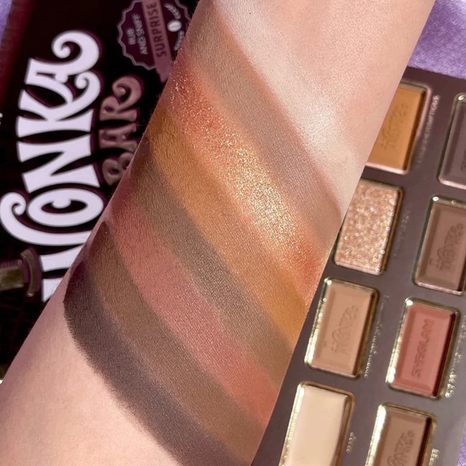 پالت سایه 8 رنگ ونکا بار شیگلم Sheglam مدل Wonka Bar Eyeshadow — تصویر ۲