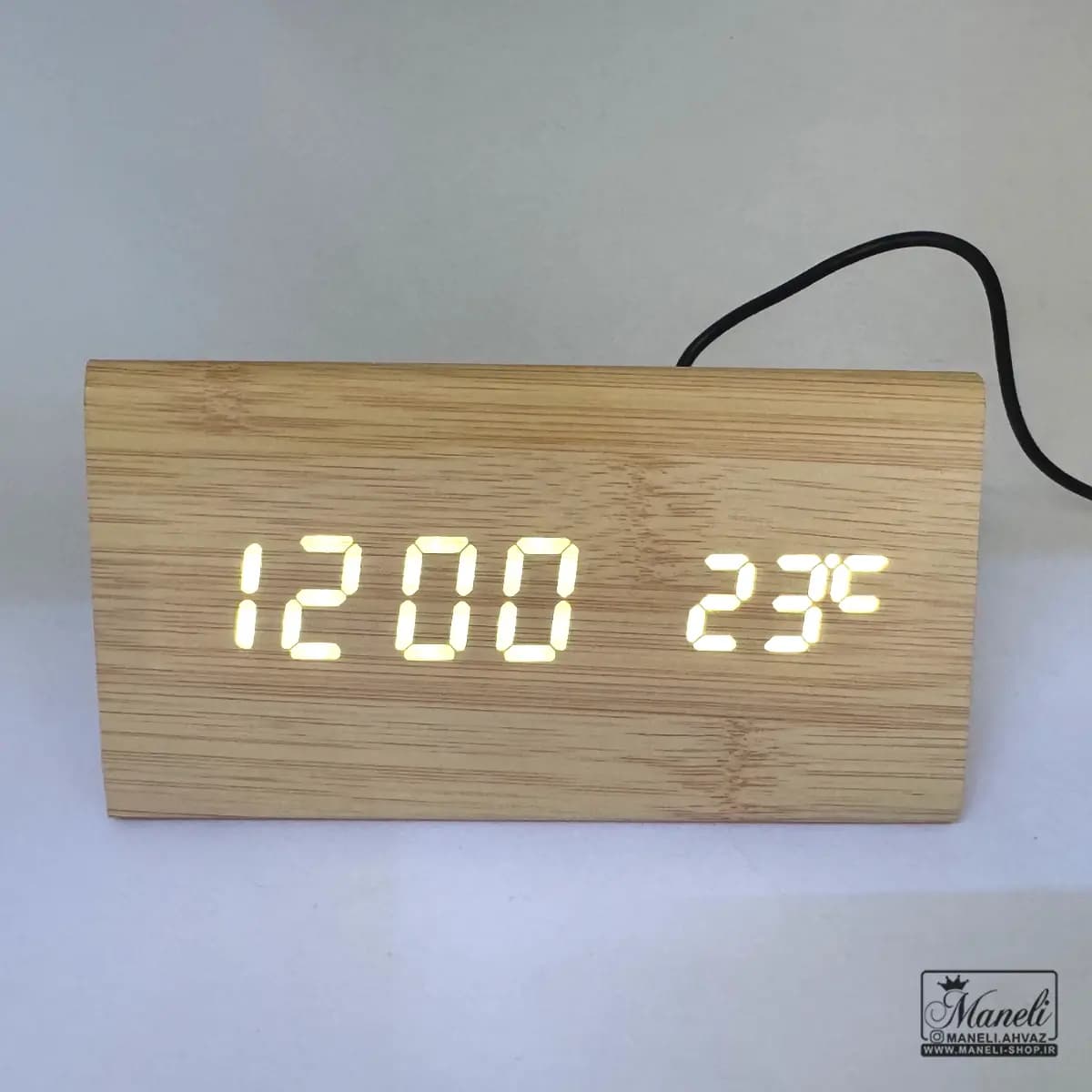 ساعت و دما سنج دیجیتالی رومیزی طرح چوب — تصویر ۴