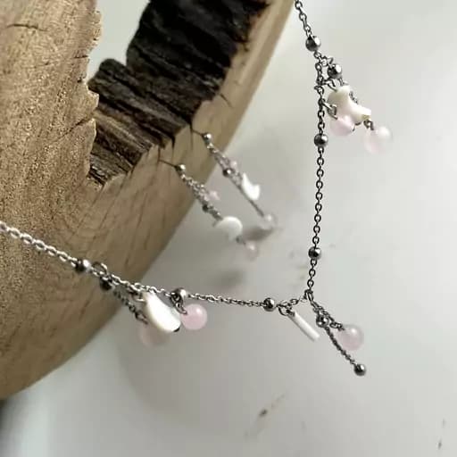ست گوشواره و گردنبند سنگ رز کوارتز و صدف طبیعی — تصویر ۱۰
