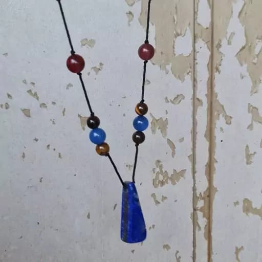 گردنبند سنگ لاجورد درجه یک و عقیق سرخ و آبی — تصویر ۵