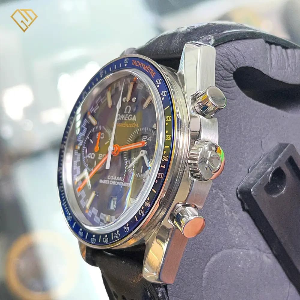 ساعت مچی مردانه امگا مدل SpeedMaster – صفحه سرمه‌ای لوکس،موتور اتوماتیک کرنوگراف، مستر کوالیتی — تصویر ۳