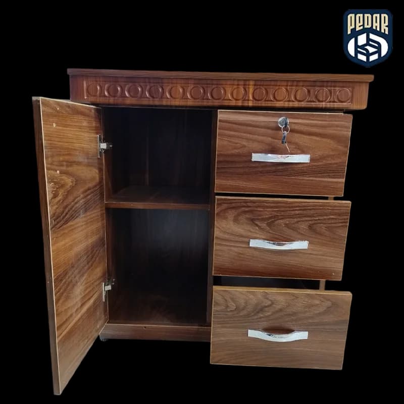 میز مدیریت نیمه وکیوم غزال لمسه ابعاد 220 ( به همراه ال) — تصویر ۶