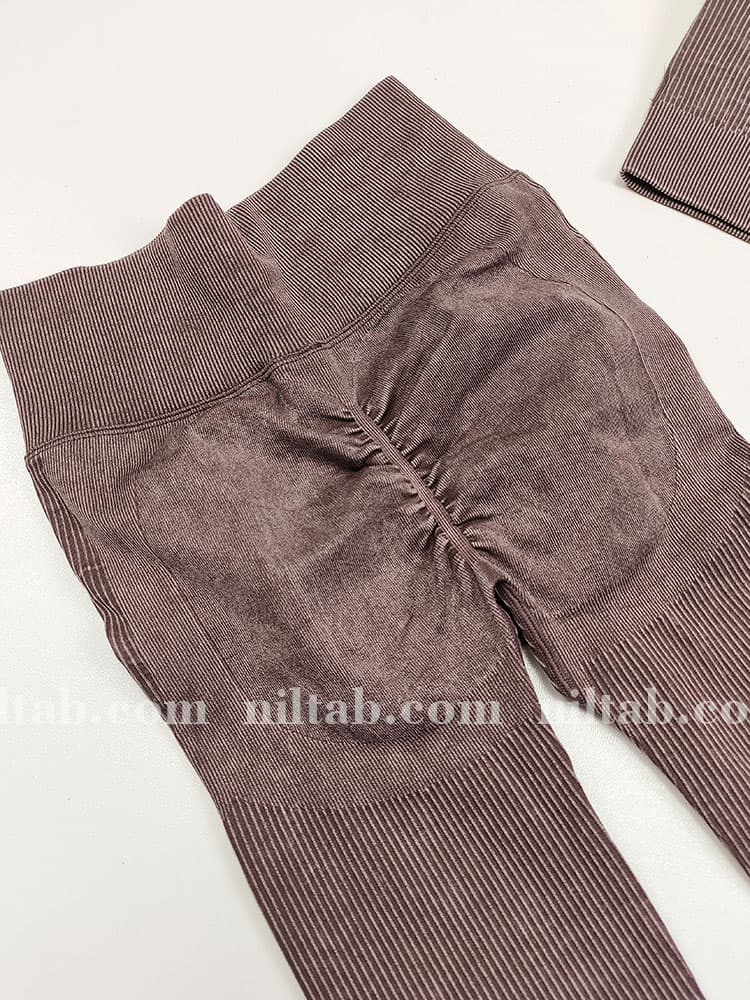 ست ورزشی زنانه نیمتنه سینه چین و لگ پشت چین دار سنگشور — تصویر ۵