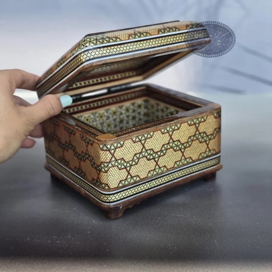 جعبه خاتم نقاشی اسلیمی کاظمی — تصویر ۵