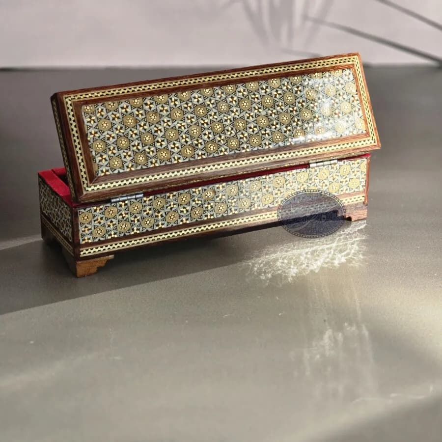 قلمدان لولایی هندی کاظمی — تصویر ۵