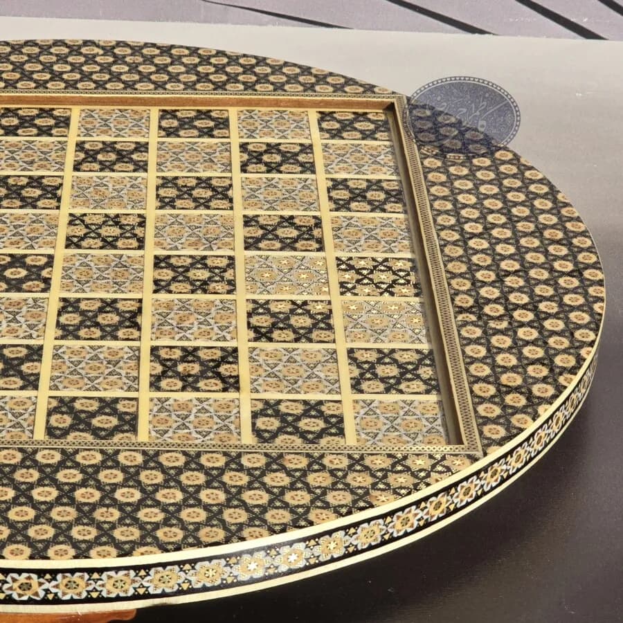 صفحه شطرنج گرد خاتم تیره کاظمی — تصویر ۲
