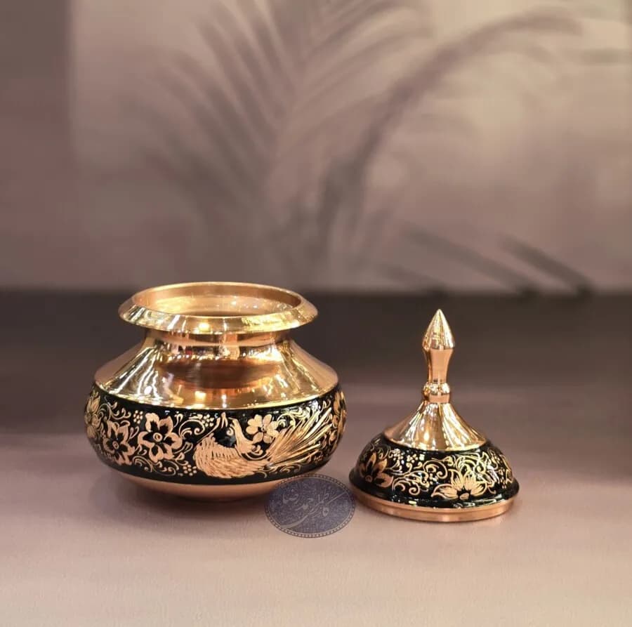 ست گلدان 25 و قندان دخلی بزرگ مس و تراش کاظمی — تصویر ۴
