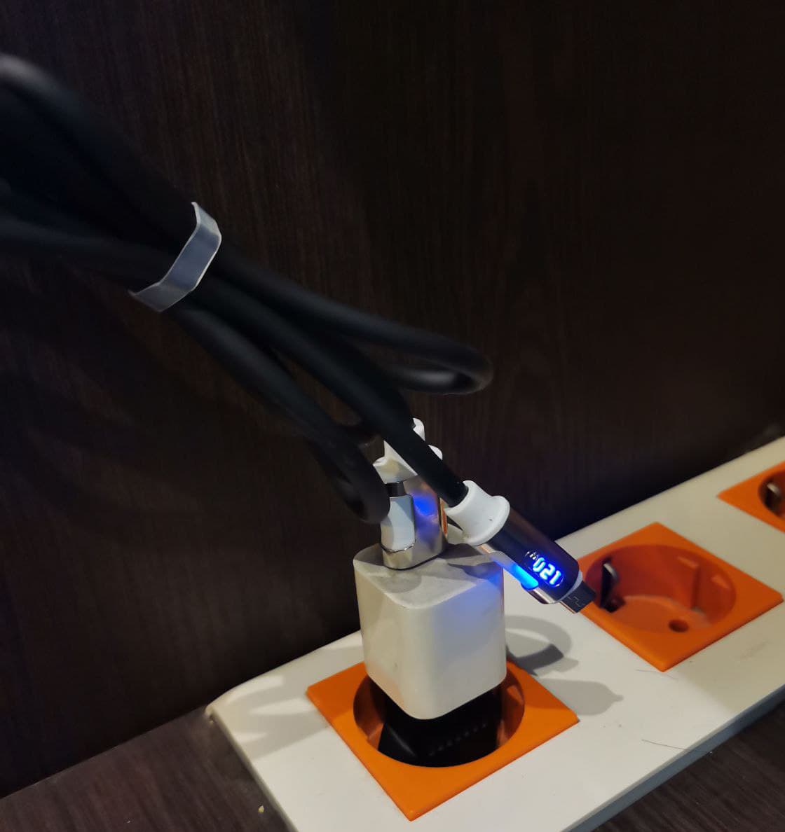 کابل شارژر میکرو 120W چراغدار ژله ای — تصویر ۲