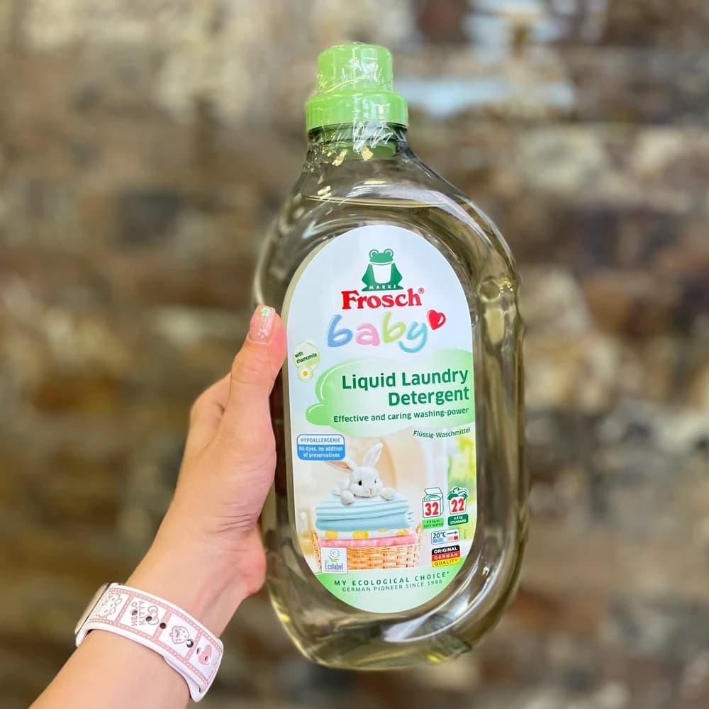 مایع لباسشویی ضد حساسیت کودک فروش Frosch با عصاره بابونه — تصویر ۲
