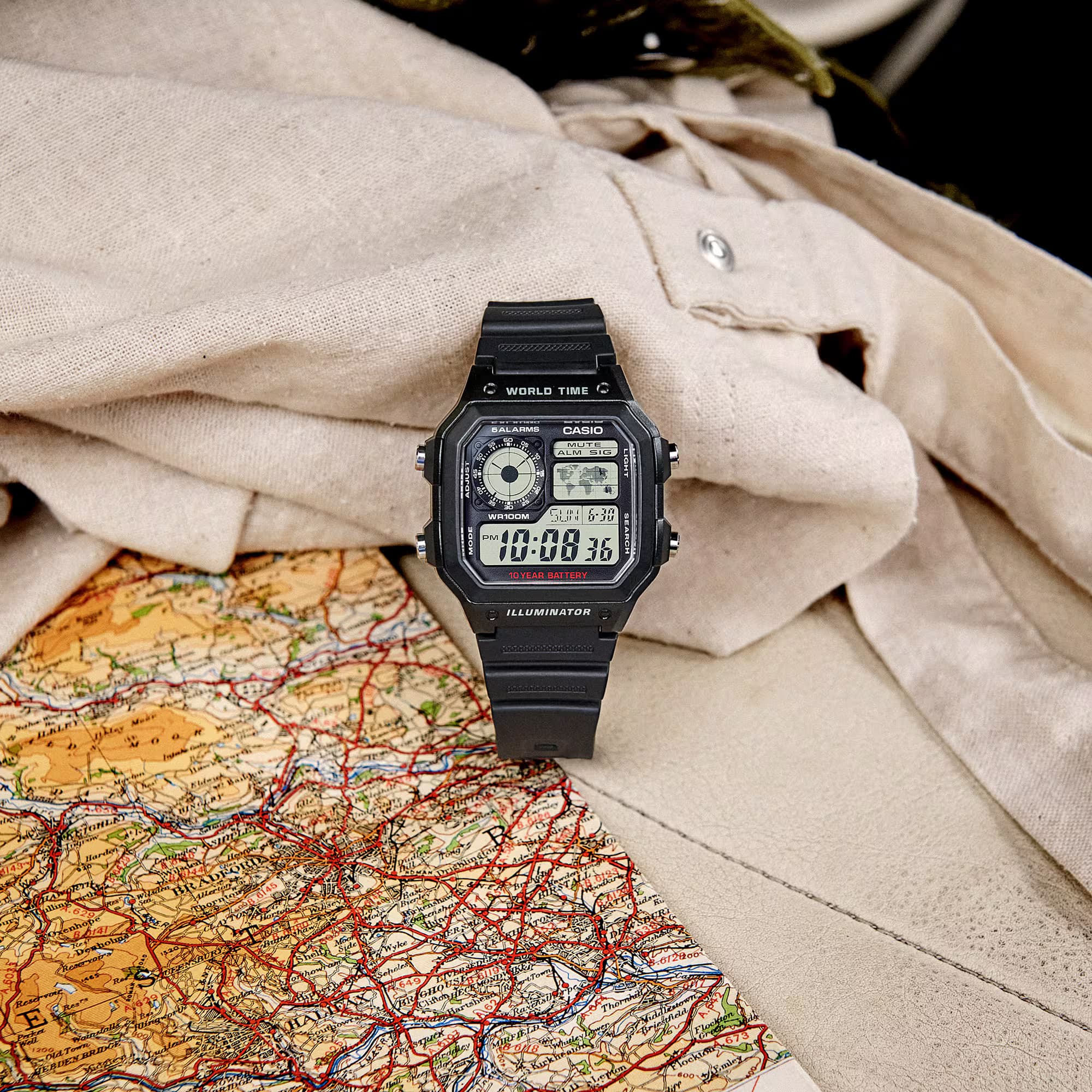 ساعت مچی دیجیتال کاسیو مدل Casio AE-1200WH-1AV — تصویر ۳