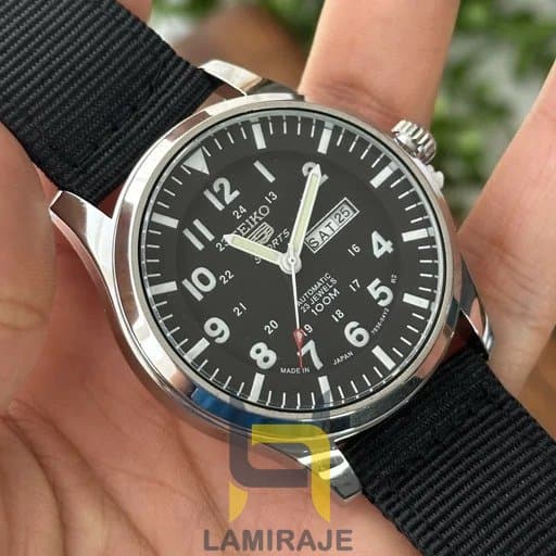 ساعت مردانه سیکو سیکو طرح خلبانی با بند برزنتی مشکی — تصویر ۵