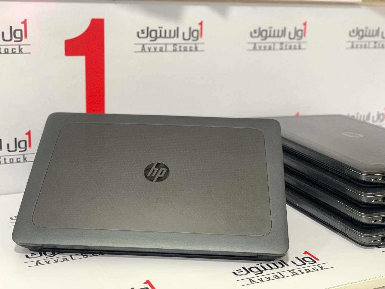لپ تاپ HP Zbook 17 G3 Xeon E3-1535m — تصویر ۳