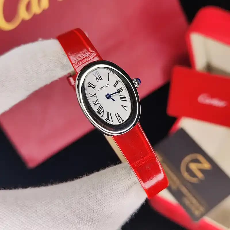 ساعت مچی زنانه کارتیر باگنور بند چرم رنگ قرمز آلبالویی Cartier Baignoire Cherry Red Letter — تصویر ۸