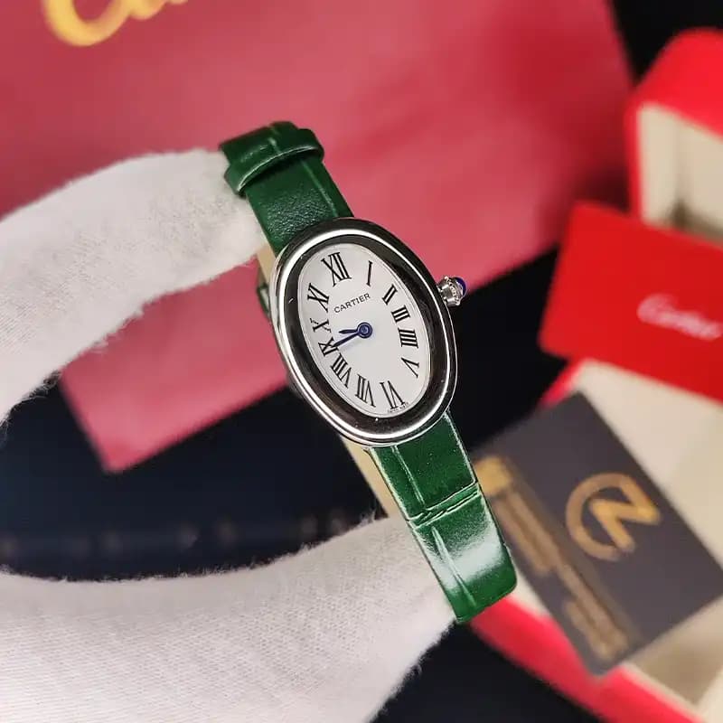 ساعت مچی زنانه کارتیر باگنور بند چرم رنگ سبز Cartier Baignoire Green Letter — تصویر ۸