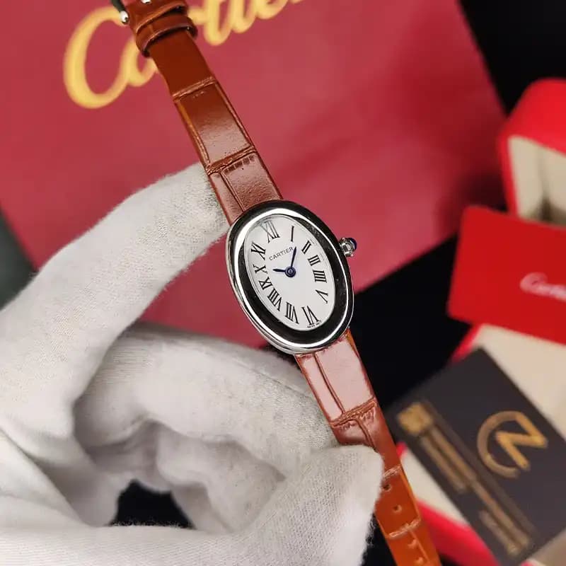 ساعت مچی زنانه کارتیر باگنور بند چرم رنگ قهوه‌ای Cartier Baignoire Brown Letter — تصویر ۹