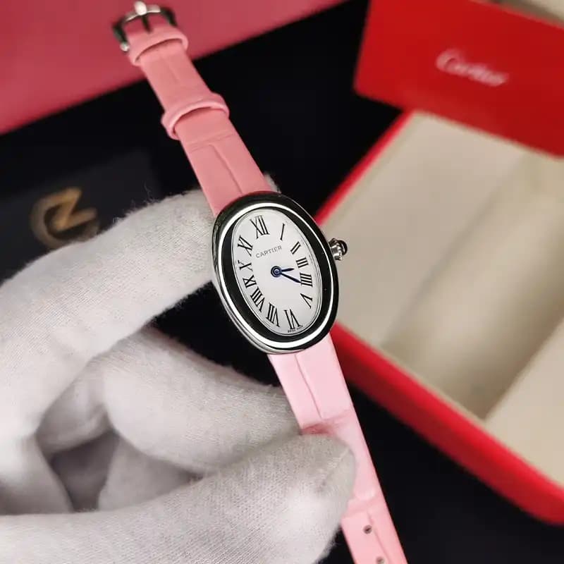 ساعت مچی زنانه کارتیر باگنور بند چرم رنگ صورتی Cartier Baignoire Pink Letter — تصویر ۲