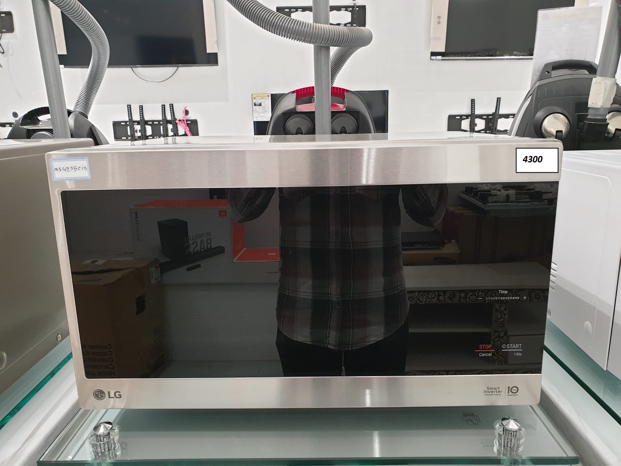 مایکروویو ال جی مدل MS4295CIS ظرفیت ۴۲ لیتر — تصویر ۳