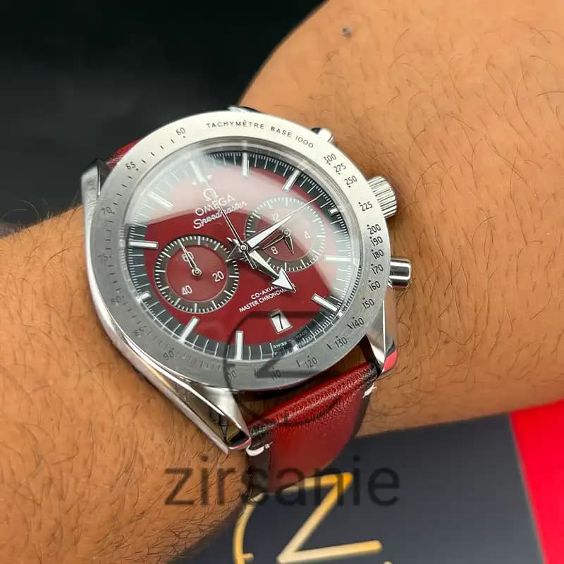 ساعت مچی مردانه امگا اسپید مستر کرنوگراف سیلور صفحه زرشکی بند چرم Omega Speedmaster Chronograph Silver Crimson Screen Leather Strap — تصویر ۷