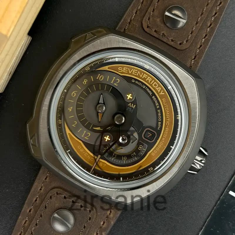 ساعت مچی مردانه سون فرایدی اتوماتیک سیلور بند چرم قهوه‌ای SevenFriday Automatic Q3 Silver Brown Leather Srtap — تصویر ۴