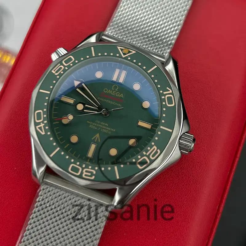 ساعت مچی مردانه امگا سی مستر 007 اتومات سیلور سبز Omega SeaMaster 007 Automatic Silver Green — تصویر ۴