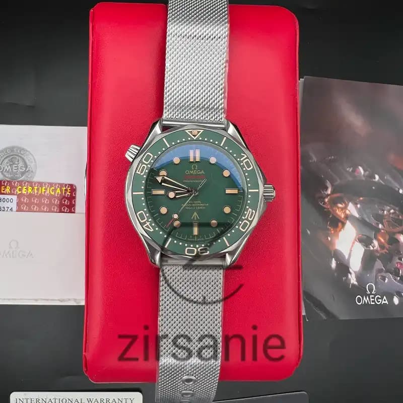 ساعت مچی مردانه امگا سی مستر 007 اتومات سیلور سبز Omega SeaMaster 007 Automatic Silver Green — تصویر ۲