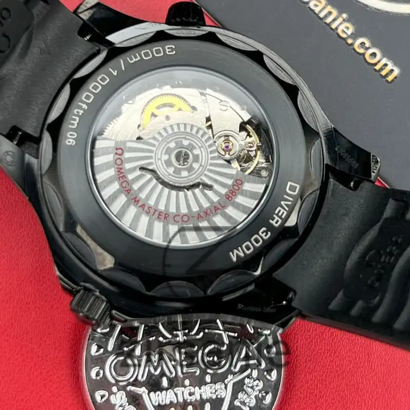 ساعت مچی مردانه امگا سیمستر اتومات فول مشکی ذغالی Omega Seamaster Automatic Co Axial Full Charcoal Black — تصویر ۹