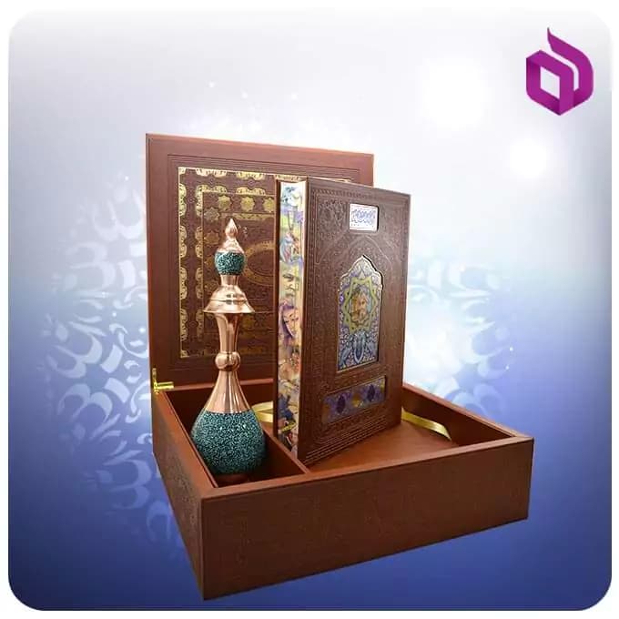 شاهنامه رحلی گلاسه با تنگ مس و فیروزه صنایع دستی اصفهان — تصویر ۸