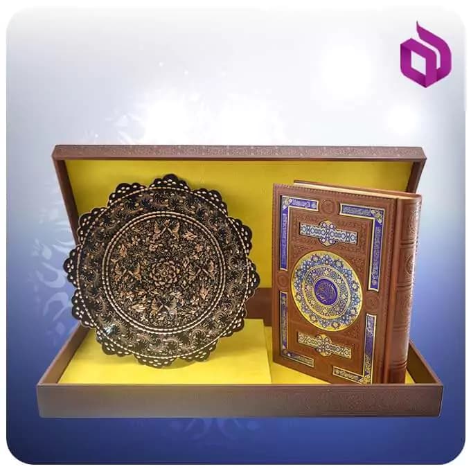 قرآن وزيری چرم با بشقاب الماس تراش 25 — تصویر ۲