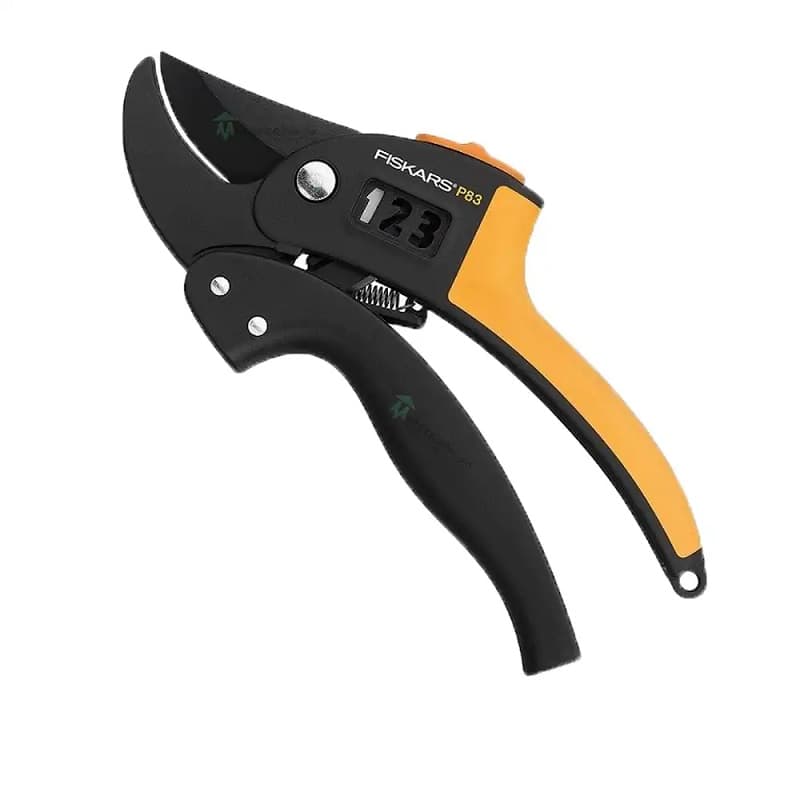 قیچی باغبانی Fiskars مدل P83 — تصویر ۴