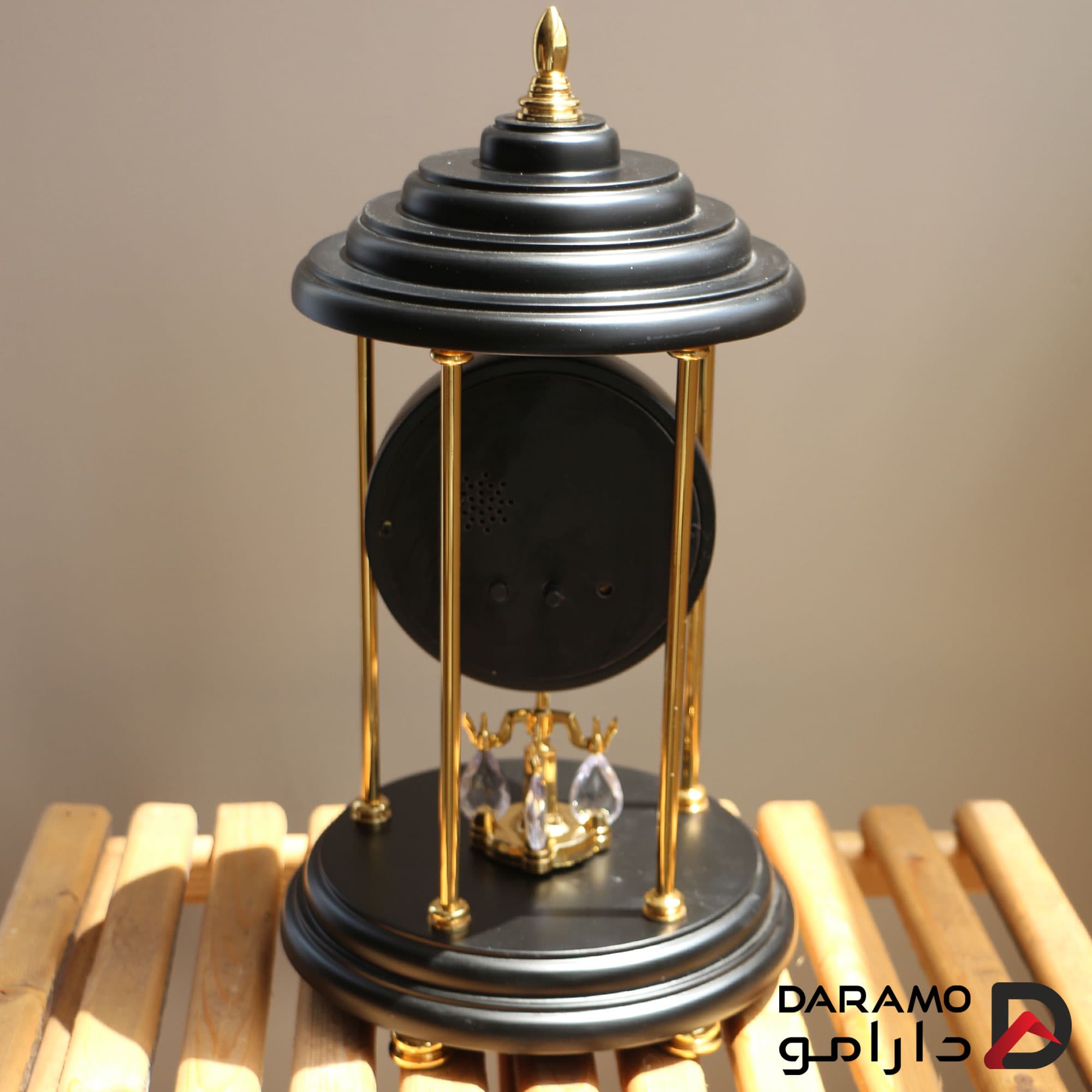 ساعت رومیزی آرتمیس مدل 1027 مشکی طلایی — تصویر ۴