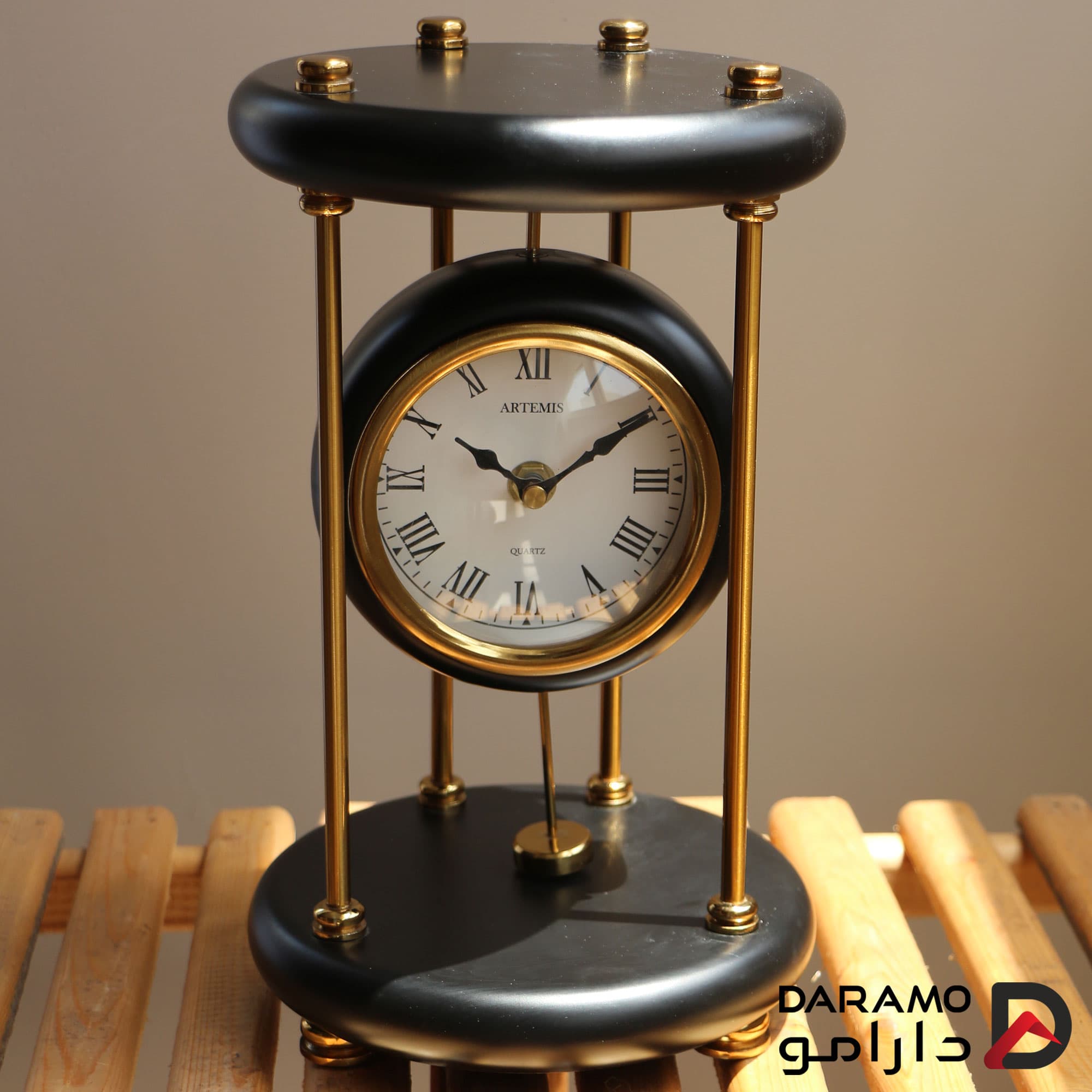 ساعت رومیزی آرتمیس مدل 1025 مشکی طلایی