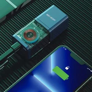پاوربانک و شارژر گرین لاین مدل Powerbank & GaN Charger ظرفیت 5200 میلی آمپر ساعت توان 20 وات — تصویر ۳