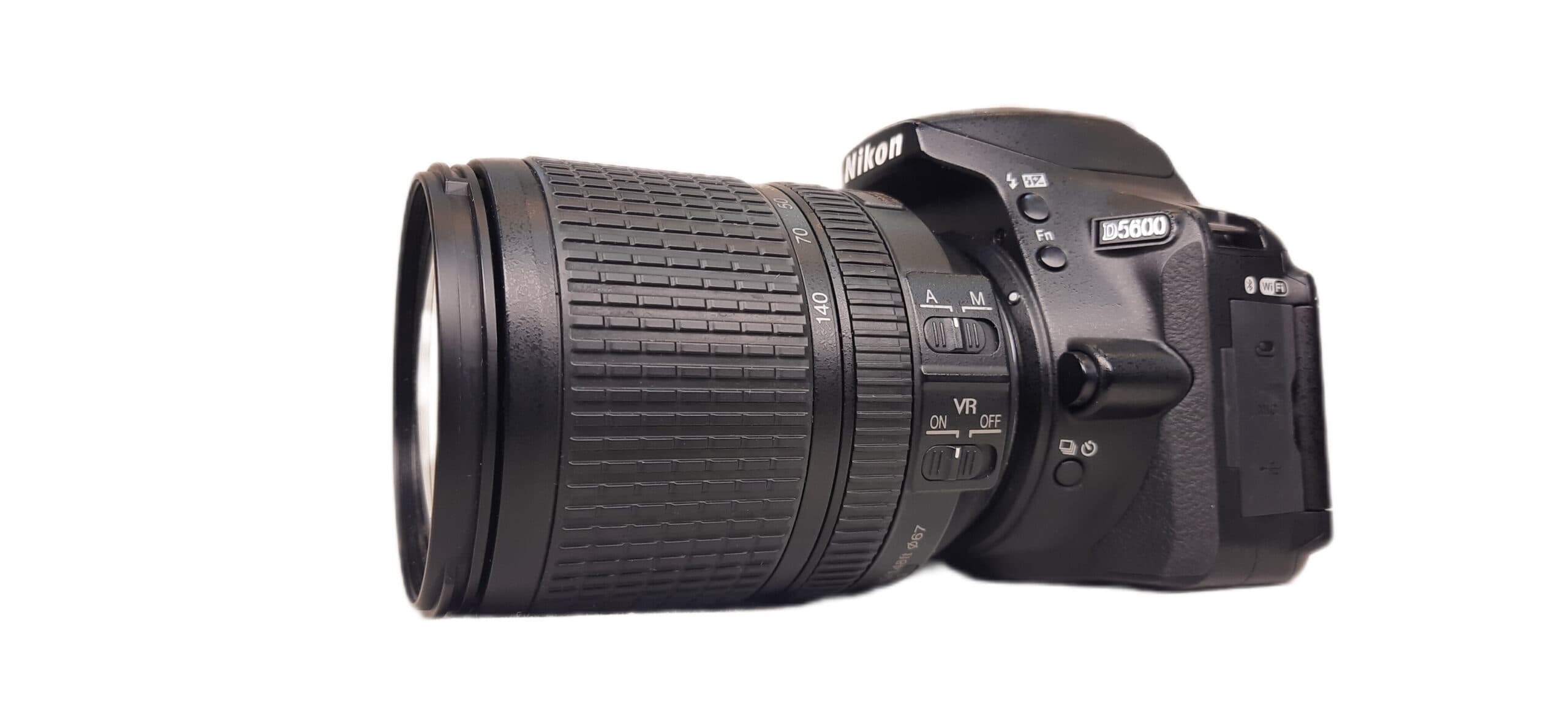 دوربین عکاسی نیکون دست دوم (5600 شات)Nikon 5600 18-140 — تصویر ۵